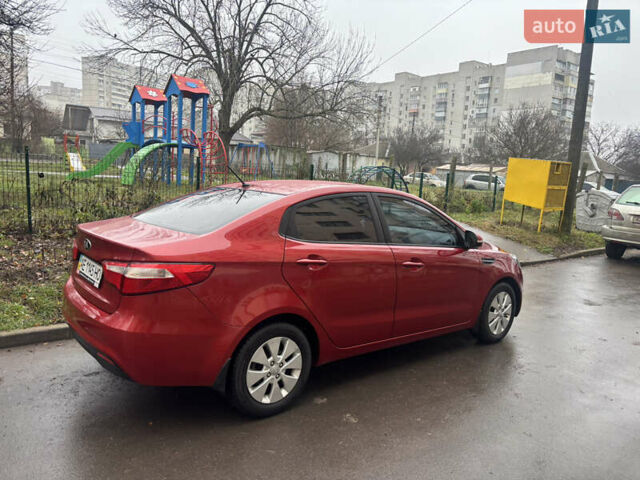 Красный Киа Рио, объемом двигателя 1.59 л и пробегом 35 тыс. км за 10800 $, фото 1 на Automoto.ua