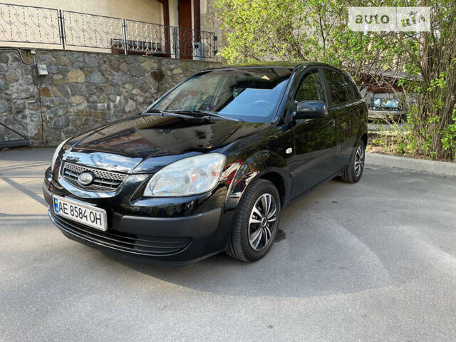 Киа Рио, объемом двигателя 1.4 л и пробегом 260 тыс. км за 4700 $, фото 1 на Automoto.ua