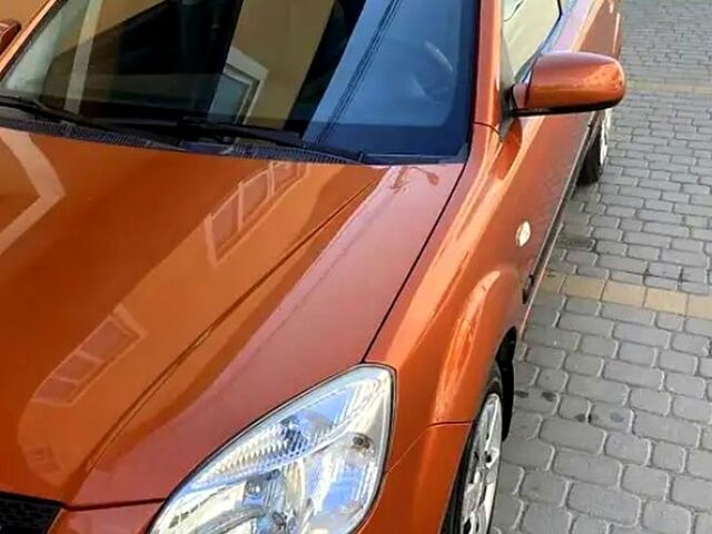 Киа Рио, объемом двигателя 1.6 л и пробегом 195 тыс. км за 4200 $, фото 1 на Automoto.ua