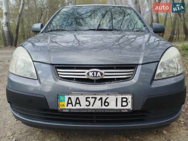 Киа Рио, объемом двигателя 1.4 л и пробегом 353 тыс. км за 4500 $, фото 1 на Automoto.ua
