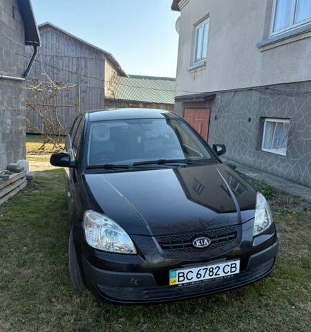 Киа Рио, объемом двигателя 1.4 л и пробегом 128 тыс. км за 4500 $, фото 1 на Automoto.ua