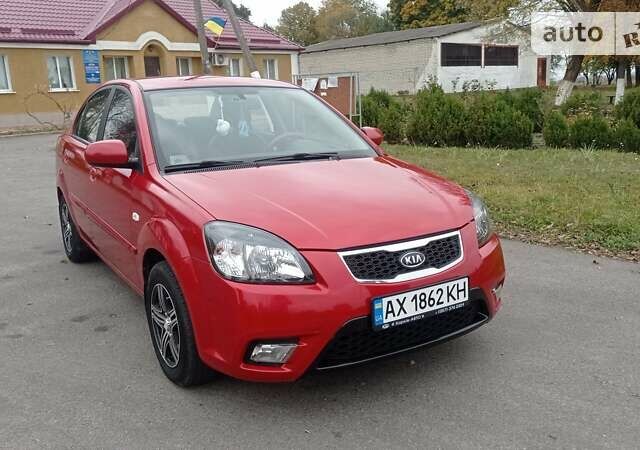 Киа Рио, объемом двигателя 1.4 л и пробегом 95 тыс. км за 6000 $, фото 1 на Automoto.ua