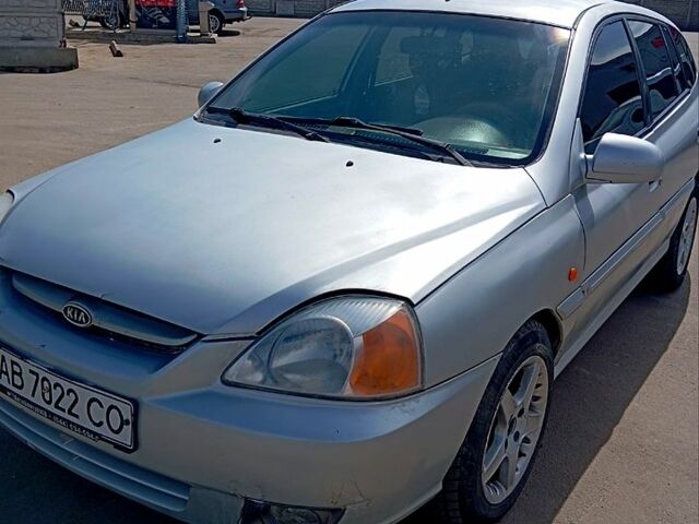 Киа Рио, объемом двигателя 1.3 л и пробегом 374 тыс. км за 3000 $, фото 1 на Automoto.ua