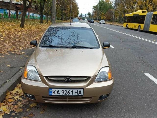 Желтый Киа Рио, объемом двигателя 1.3 л и пробегом 156 тыс. км за 2500 $, фото 1 на Automoto.ua