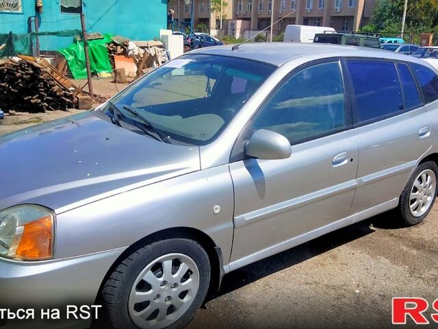 Серый Киа Рио, объемом двигателя 1.3 л и пробегом 280 тыс. км за 2200 $, фото 1 на Automoto.ua