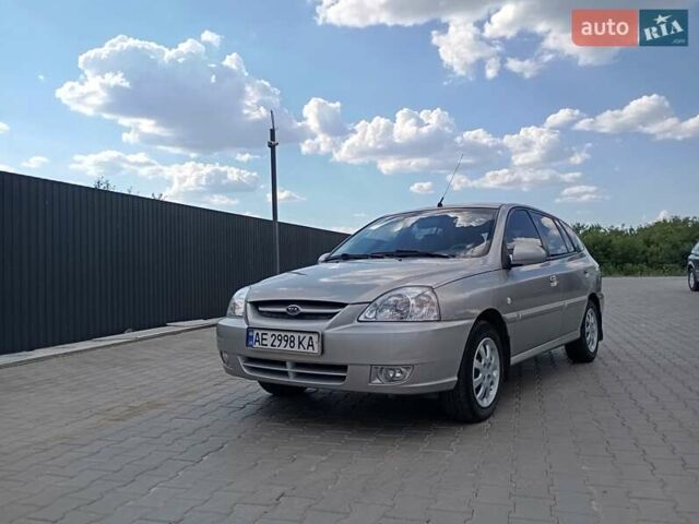Серый Киа Рио, объемом двигателя 1.5 л и пробегом 104 тыс. км за 4300 $, фото 1 на Automoto.ua