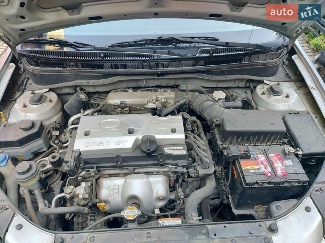 Серый Киа Рио, объемом двигателя 1.4 л и пробегом 33 тыс. км за 5500 $, фото 1 на Automoto.ua