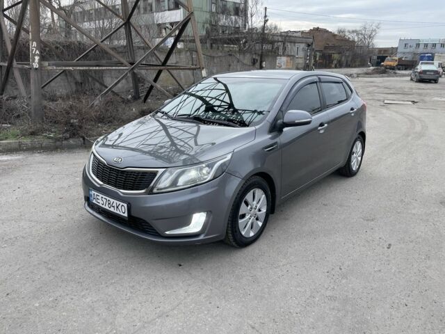 Сірий Кіа Ріо, об'ємом двигуна 1.6 л та пробігом 156 тис. км за 8800 $, фото 1 на Automoto.ua