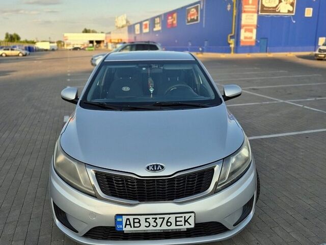 Серый Киа Рио, объемом двигателя 1.4 л и пробегом 162 тыс. км за 6650 $, фото 1 на Automoto.ua