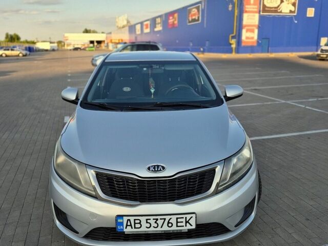 Сірий Кіа Ріо, об'ємом двигуна 1.4 л та пробігом 162 тис. км за 6400 $, фото 1 на Automoto.ua