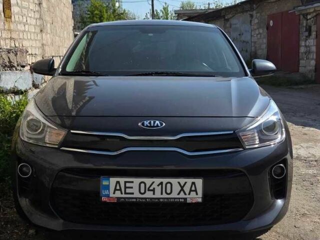 Серый Киа Рио, объемом двигателя 1.4 л и пробегом 110 тыс. км за 11300 $, фото 1 на Automoto.ua