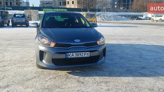 Серый Киа Рио, объемом двигателя 1.59 л и пробегом 171 тыс. км за 12700 $, фото 1 на Automoto.ua