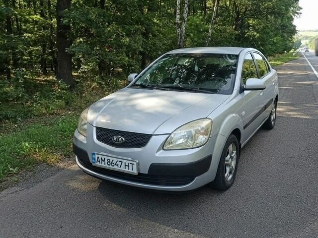 Сірий Кіа Ріо, об'ємом двигуна 0 л та пробігом 180 тис. км за 3213 $, фото 1 на Automoto.ua