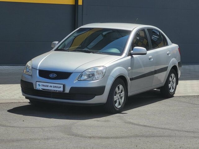 Серый Киа Рио, объемом двигателя 1.4 л и пробегом 224 тыс. км за 3487 $, фото 1 на Automoto.ua