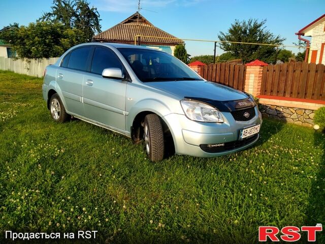 Сірий Кіа Ріо, об'ємом двигуна 1.4 л та пробігом 230 тис. км за 5200 $, фото 1 на Automoto.ua