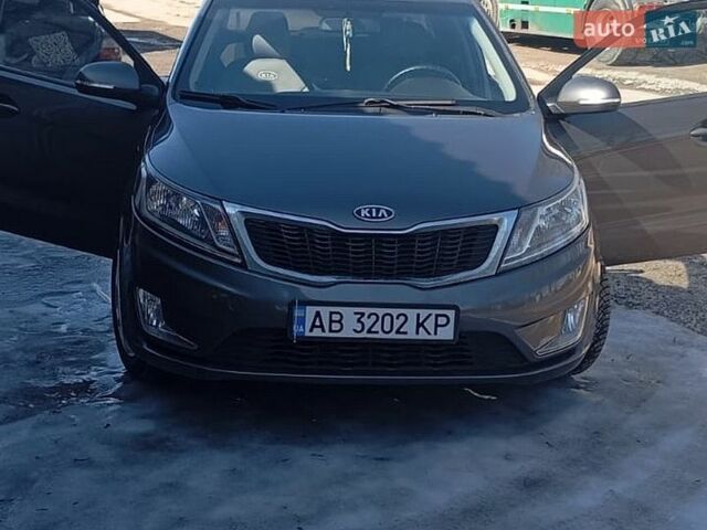 Сірий Кіа Ріо, об'ємом двигуна 1.59 л та пробігом 300 тис. км за 7100 $, фото 1 на Automoto.ua