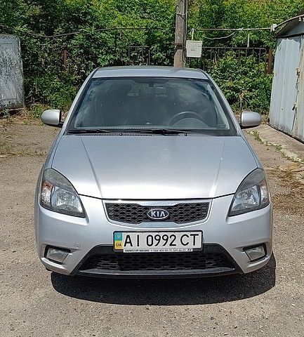 Сірий Кіа Ріо, об'ємом двигуна 1.4 л та пробігом 94 тис. км за 6660 $, фото 1 на Automoto.ua