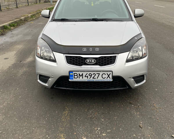 Сірий Кіа Ріо, об'ємом двигуна 1.4 л та пробігом 169 тис. км за 5000 $, фото 1 на Automoto.ua