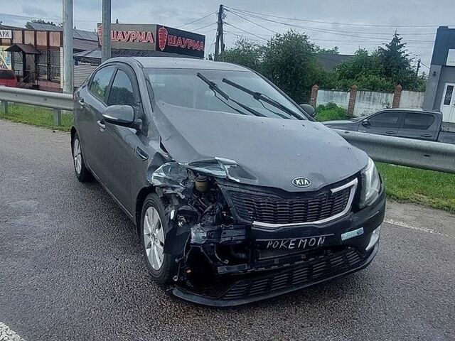 Сірий Кіа Ріо, об'ємом двигуна 1.6 л та пробігом 190 тис. км за 3600 $, фото 1 на Automoto.ua