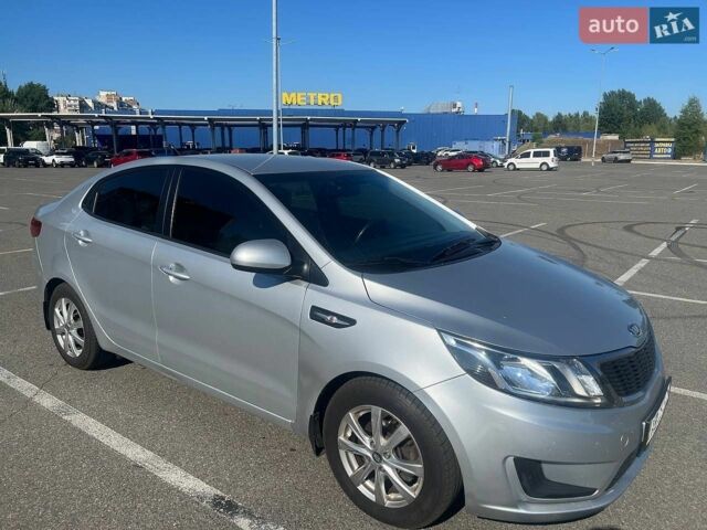 Серый Киа Рио, объемом двигателя 1.4 л и пробегом 88 тыс. км за 6700 $, фото 1 на Automoto.ua