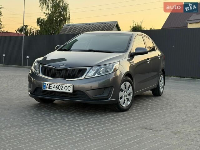 Серый Киа Рио, объемом двигателя 1.4 л и пробегом 147 тыс. км за 8550 $, фото 1 на Automoto.ua