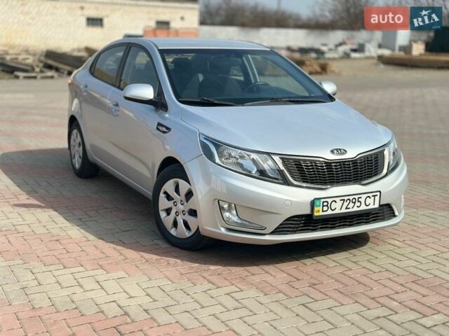 Сірий Кіа Ріо, об'ємом двигуна 1.6 л та пробігом 128 тис. км за 9350 $, фото 1 на Automoto.ua