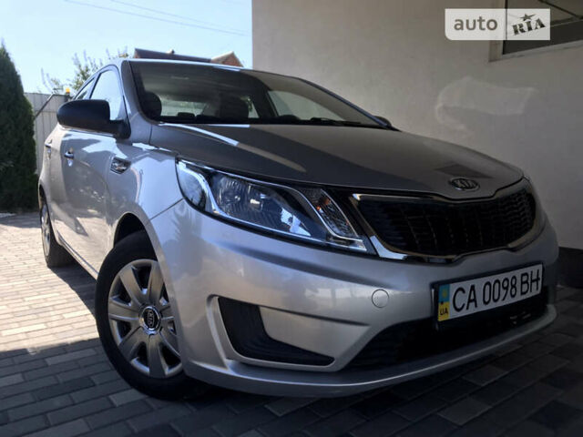 Сірий Кіа Ріо, об'ємом двигуна 1.4 л та пробігом 61 тис. км за 7850 $, фото 1 на Automoto.ua