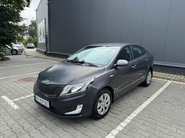 Серый Киа Рио, объемом двигателя 1.6 л и пробегом 200 тыс. км за 4920 $, фото 1 на Automoto.ua