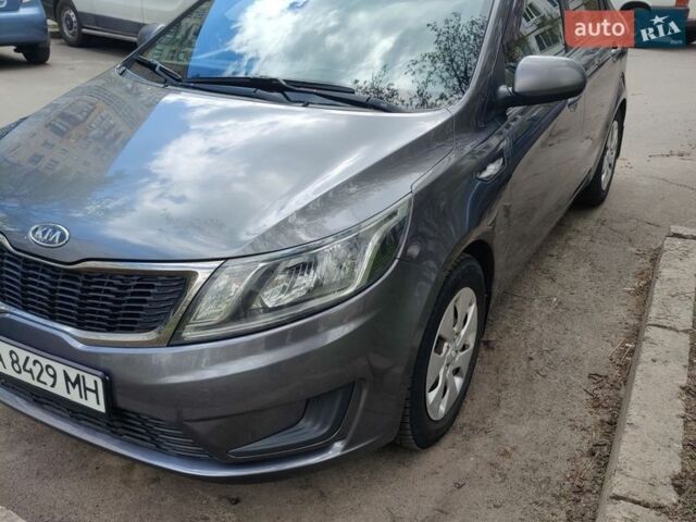 Серый Киа Рио, объемом двигателя 1.4 л и пробегом 242 тыс. км за 6100 $, фото 1 на Automoto.ua