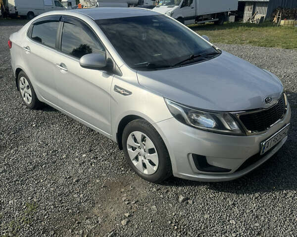Серый Киа Рио, объемом двигателя 1.4 л и пробегом 128 тыс. км за 6900 $, фото 1 на Automoto.ua