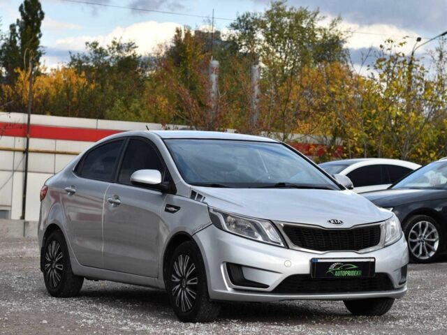 Сірий Кіа Ріо, об'ємом двигуна 1.4 л та пробігом 226 тис. км за 6999 $, фото 1 на Automoto.ua