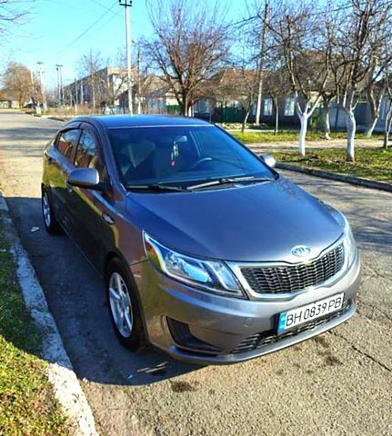 Серый Киа Рио, объемом двигателя 1.4 л и пробегом 203 тыс. км за 7200 $, фото 1 на Automoto.ua