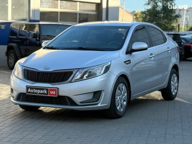 Серый Киа Рио, объемом двигателя 1.4 л и пробегом 200 тыс. км за 7290 $, фото 1 на Automoto.ua