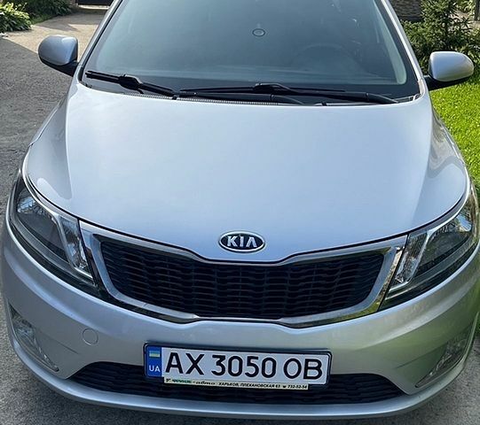 Серый Киа Рио, объемом двигателя 1.4 л и пробегом 87 тыс. км за 7400 $, фото 1 на Automoto.ua