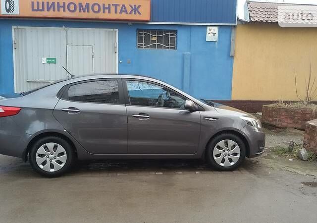 Сірий Кіа Ріо, об'ємом двигуна 1.4 л та пробігом 111 тис. км за 8300 $, фото 1 на Automoto.ua