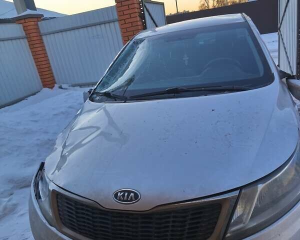 Сірий Кіа Ріо, об'ємом двигуна 1.59 л та пробігом 119 тис. км за 4200 $, фото 1 на Automoto.ua