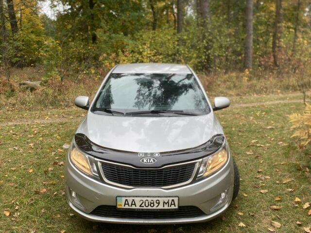Серый Киа Рио, объемом двигателя 1.4 л и пробегом 224 тыс. км за 5301 $, фото 1 на Automoto.ua