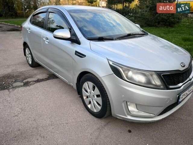 Серый Киа Рио, объемом двигателя 1.6 л и пробегом 292 тыс. км за 6700 $, фото 1 на Automoto.ua