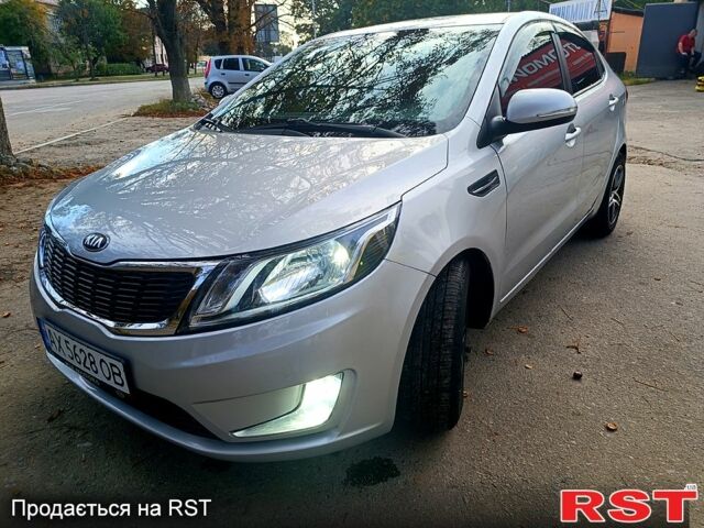 Серый Киа Рио, объемом двигателя 1.6 л и пробегом 154 тыс. км за 6800 $, фото 1 на Automoto.ua