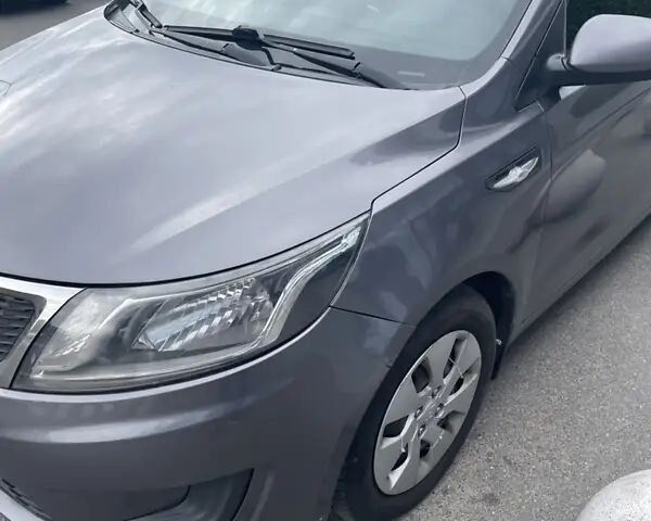 Сірий Кіа Ріо, об'ємом двигуна 1.4 л та пробігом 0 тис. км за 7300 $, фото 1 на Automoto.ua