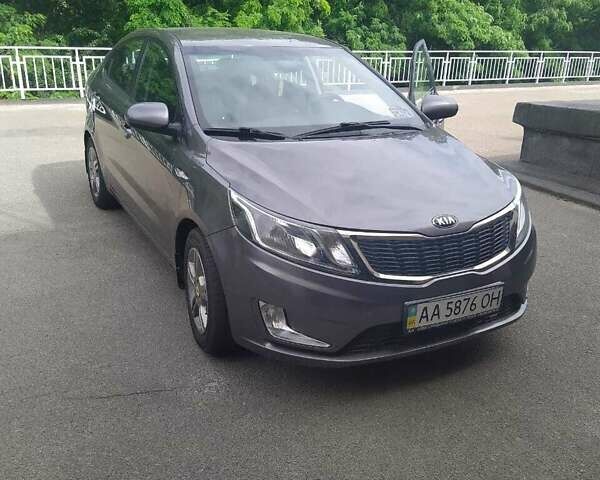 Серый Киа Рио, объемом двигателя 1.4 л и пробегом 76 тыс. км за 8999 $, фото 1 на Automoto.ua
