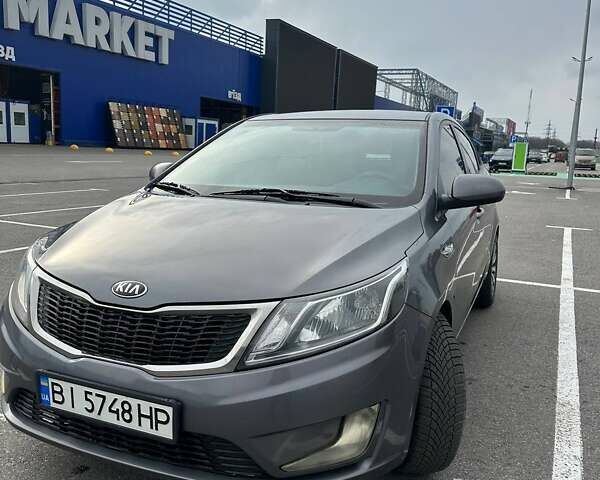 Серый Киа Рио, объемом двигателя 1.4 л и пробегом 320 тыс. км за 7100 $, фото 1 на Automoto.ua