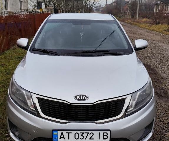Серый Киа Рио, объемом двигателя 1.4 л и пробегом 240 тыс. км за 7100 $, фото 1 на Automoto.ua