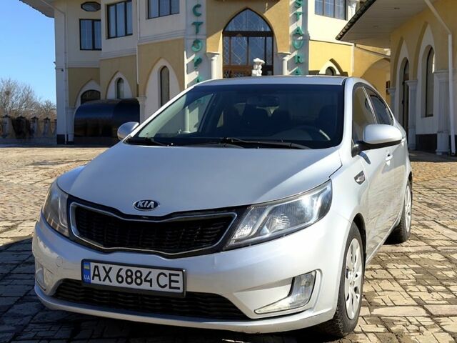 Серый Киа Рио, объемом двигателя 1.4 л и пробегом 156 тыс. км за 8500 $, фото 1 на Automoto.ua