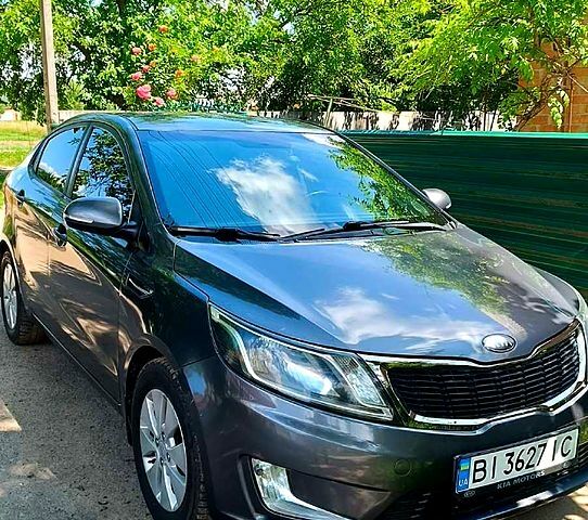 Серый Киа Рио, объемом двигателя 1.6 л и пробегом 190 тыс. км за 7800 $, фото 1 на Automoto.ua