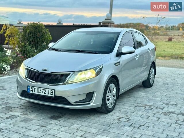 Сірий Кіа Ріо, об'ємом двигуна 1.4 л та пробігом 262 тис. км за 5300 $, фото 1 на Automoto.ua