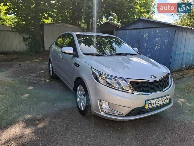 Сірий Кіа Ріо, об'ємом двигуна 1.59 л та пробігом 26 тис. км за 12500 $, фото 1 на Automoto.ua