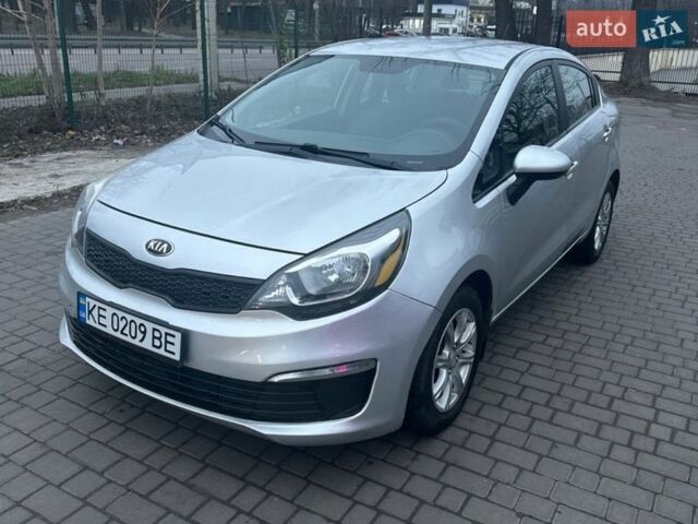 Сірий Кіа Ріо, об'ємом двигуна 1.59 л та пробігом 195 тис. км за 6300 $, фото 1 на Automoto.ua