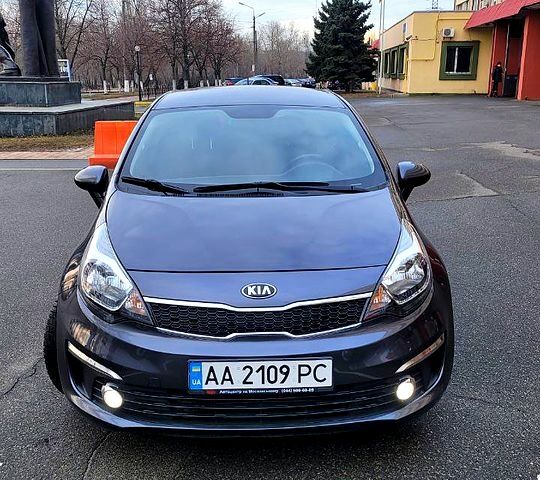 Сірий Кіа Ріо, об'ємом двигуна 1.4 л та пробігом 0 тис. км за 8950 $, фото 1 на Automoto.ua