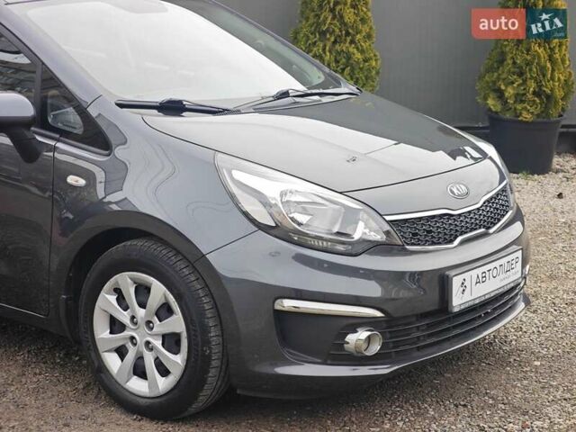 Серый Киа Рио, объемом двигателя 1.4 л и пробегом 14 тыс. км за 13900 $, фото 1 на Automoto.ua